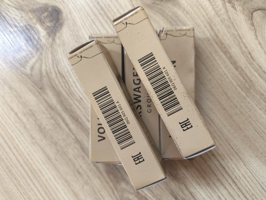 OEM ( оригинални ) запалителни свещи за автомобили от VW GROUP