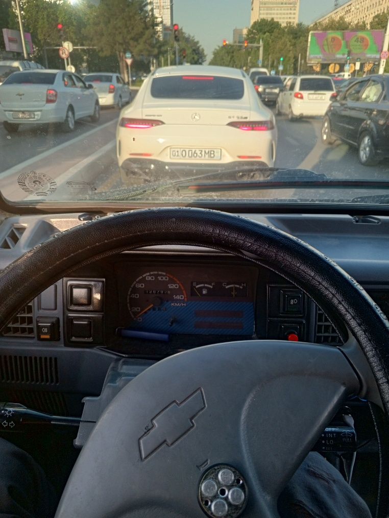 Chevrolet Damas sotiladi arzon narxda