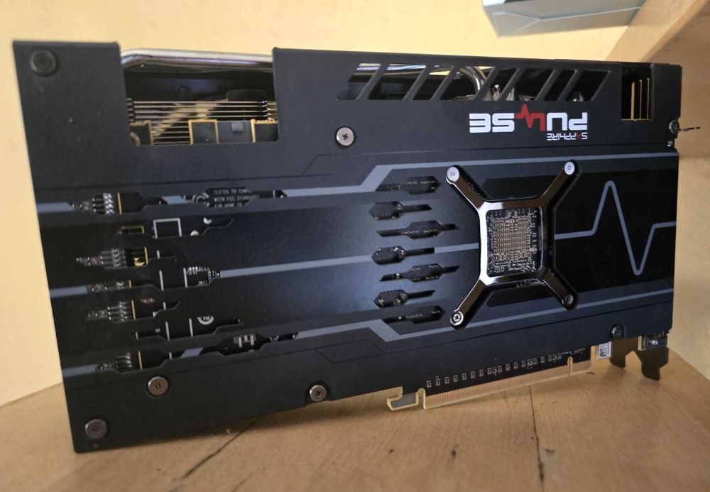 Placă Video Sapphire Radeon RX 5700 PULSE BE 8GB GDDR6 256-bit