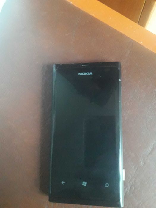 Vand Nokia Lumia 800