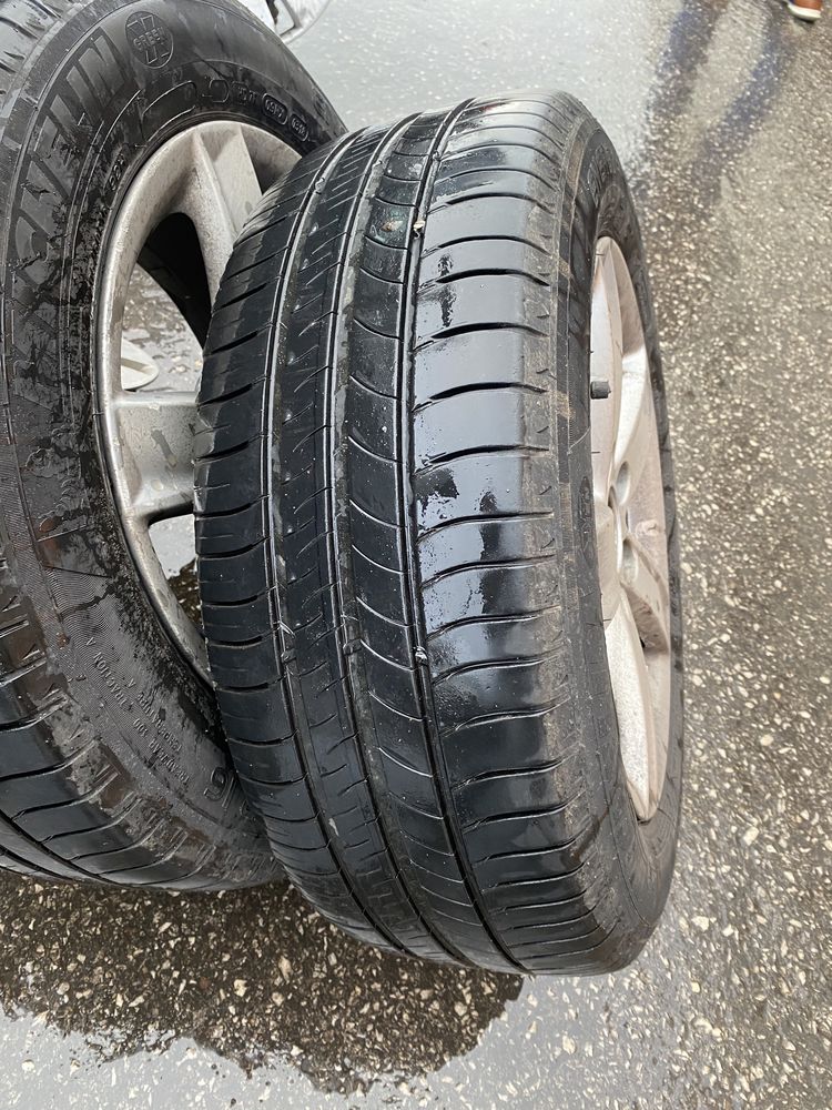 Зимни Гуми Мишелин Michelin Alpin 5, 205/60 R16,4 броя,подарък 2 летни