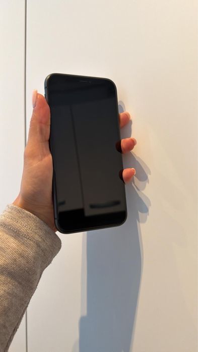 Vand iphone 11 - 128 GB