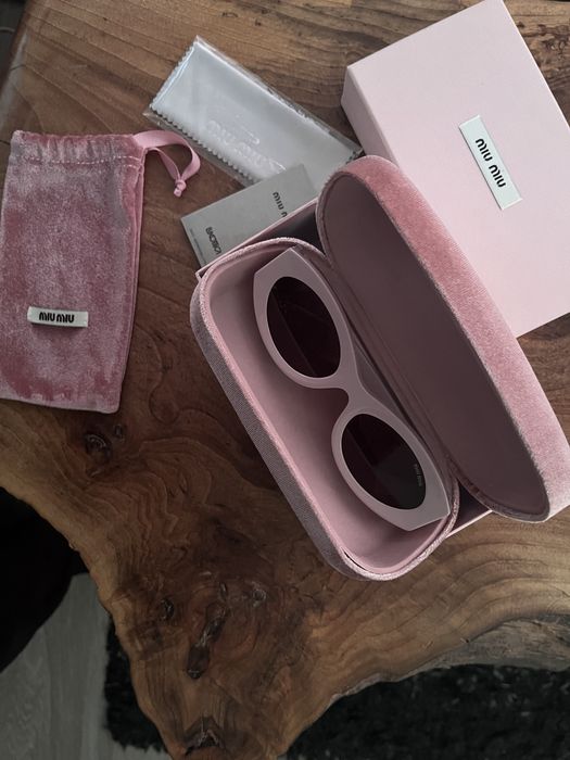 Слънчеви очила Dio*r Botteg*a Celin*e Mi*u Mi*u