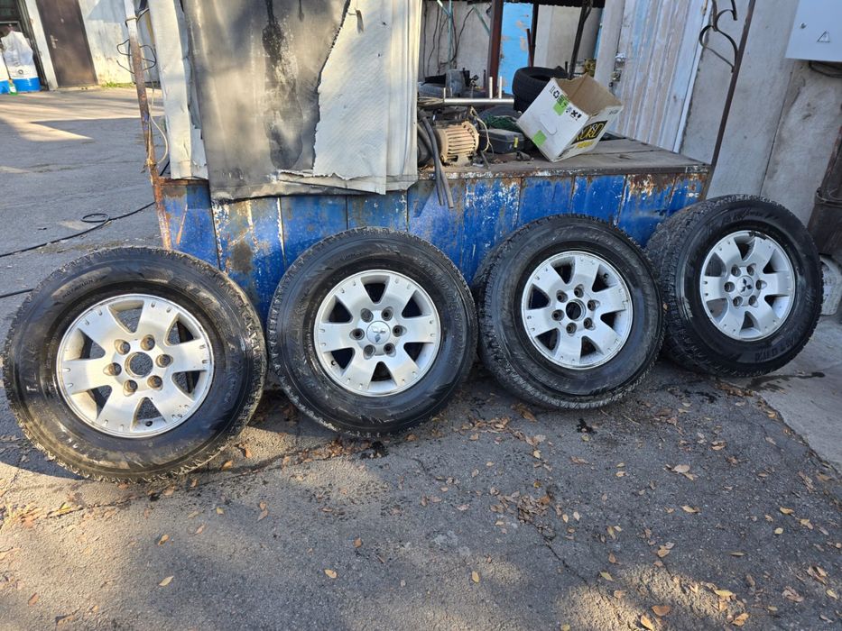 Шины зимние размер R16