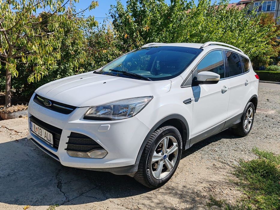 Vand Ford Kuga benzina