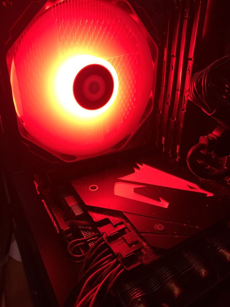 Продаю видеокарту aorus gtx 1080 ti xtreme edition