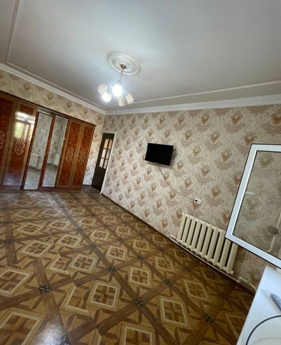 Аренда квартиры 3/3/4 Алмазарский район . Каракамыш 2/5 .