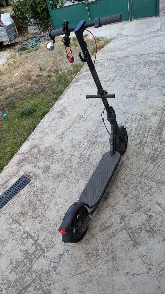 Xiaomi scooter 4