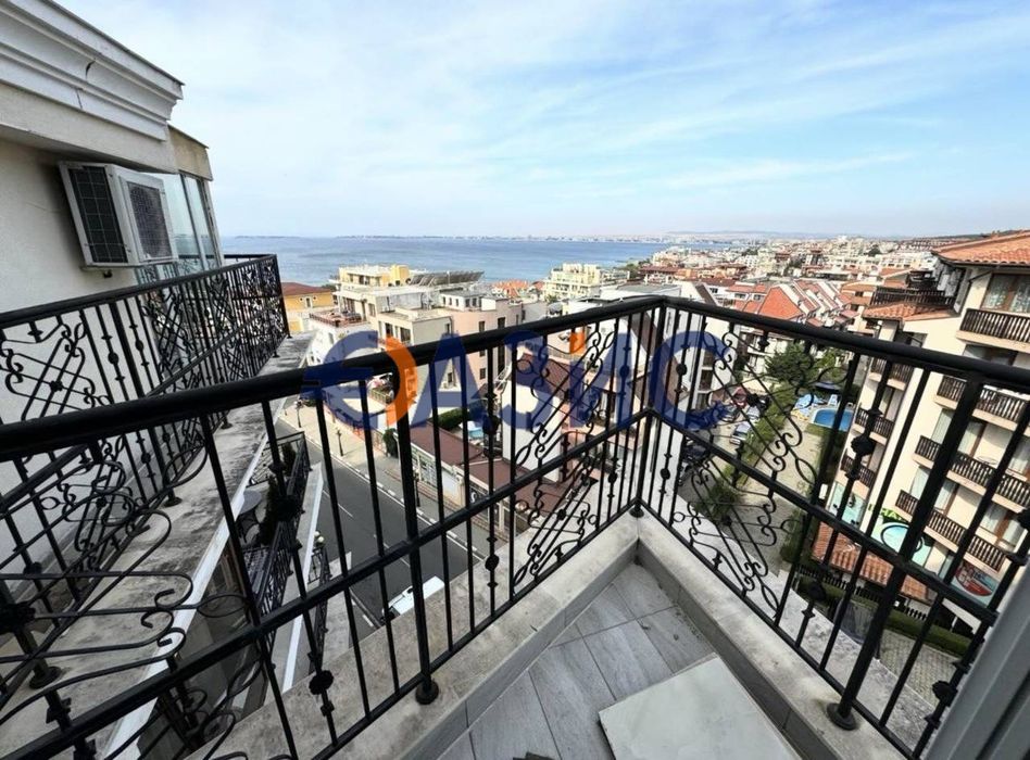 # 33406328 Четиристаен апартамент във Вила Калабрия, Свети Влас. общо: