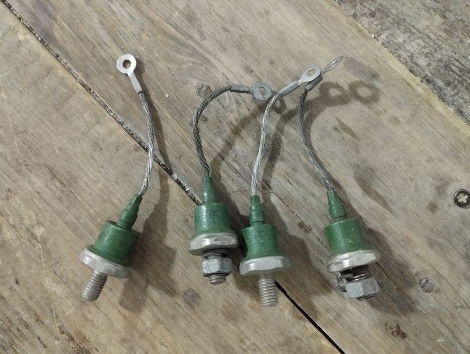 Диот диот сотилади