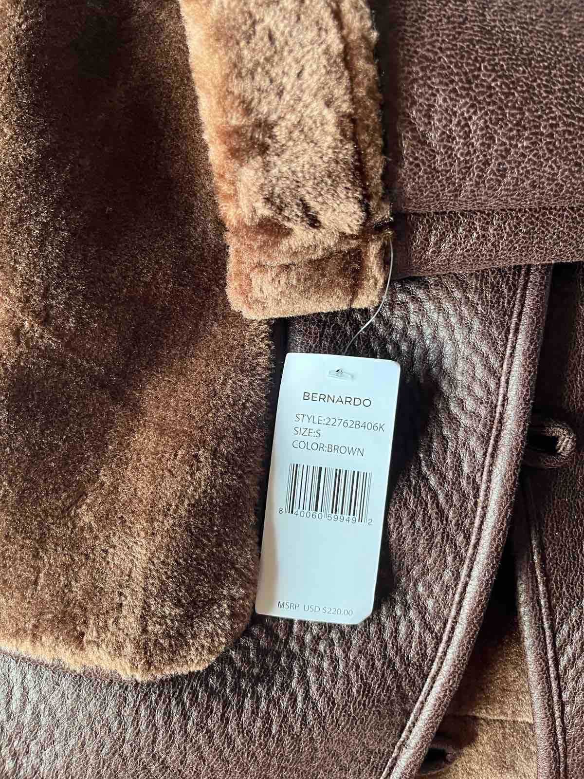 Bernardo късо палто/яке размер S, ново с етикети
