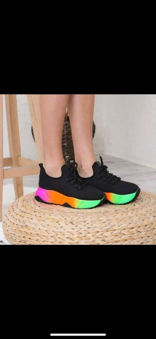 Adidași unisex modele deosebite