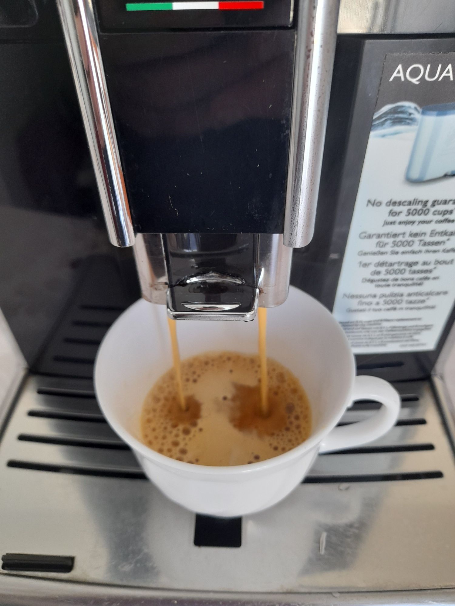 Vând expresor de cafea marca Saeco Pico Baristo