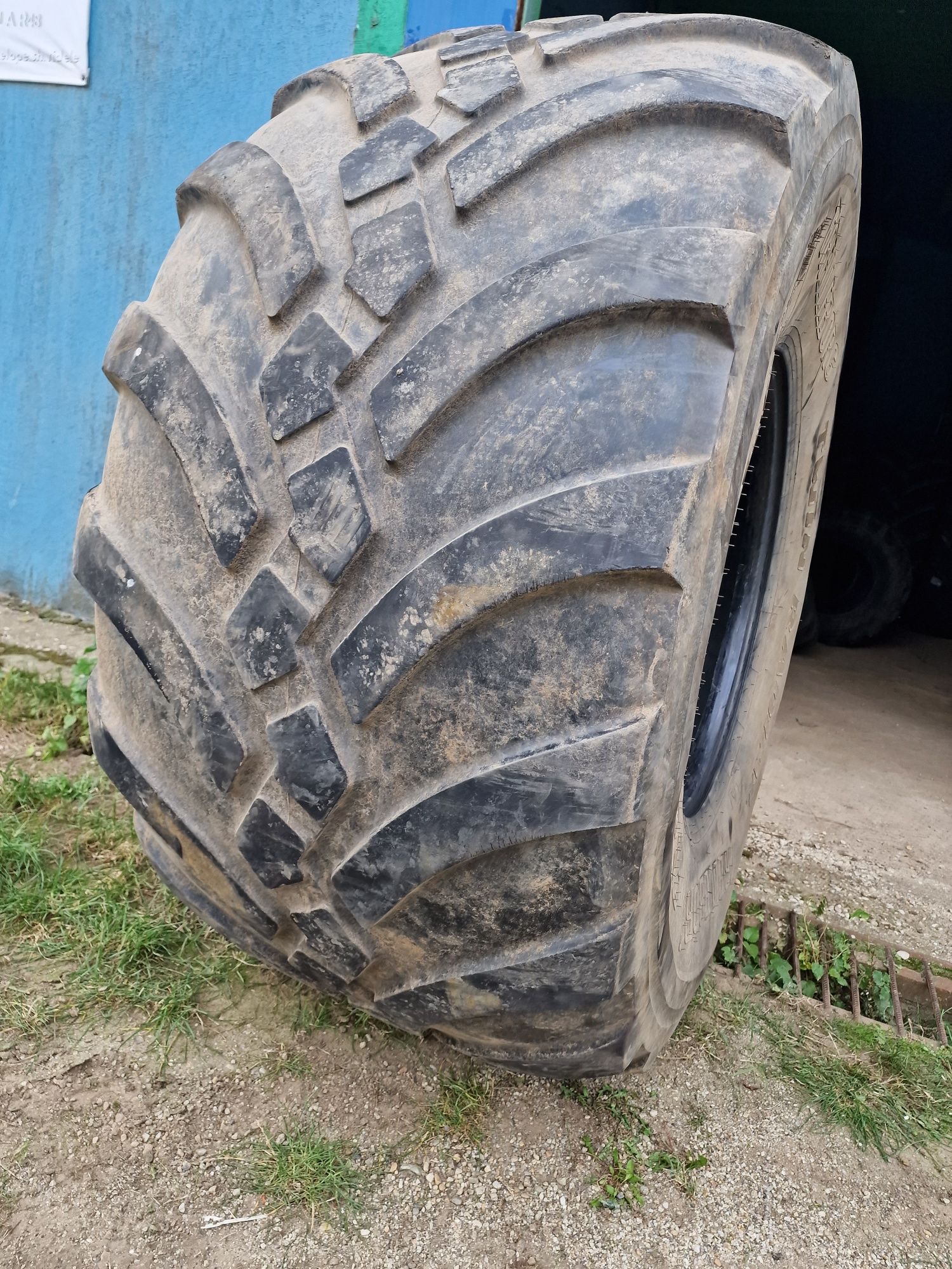 Cauciuc agricol sh ok 750/60R30.5 marca Trelleborg