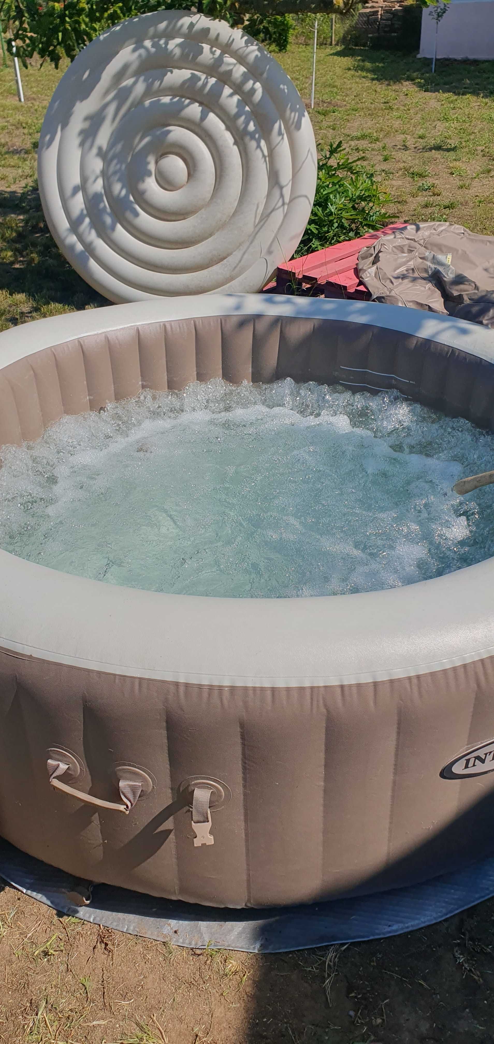 надуваемо Джакузи Intex Pure spa