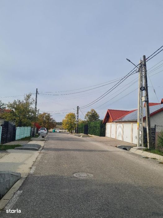 Teren   intravilan   1195  mp  Albota  Morlovani