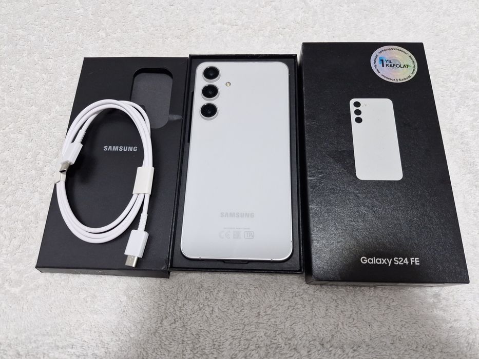 Samsung Galaxy S24 FE  8/256GB IDEAL