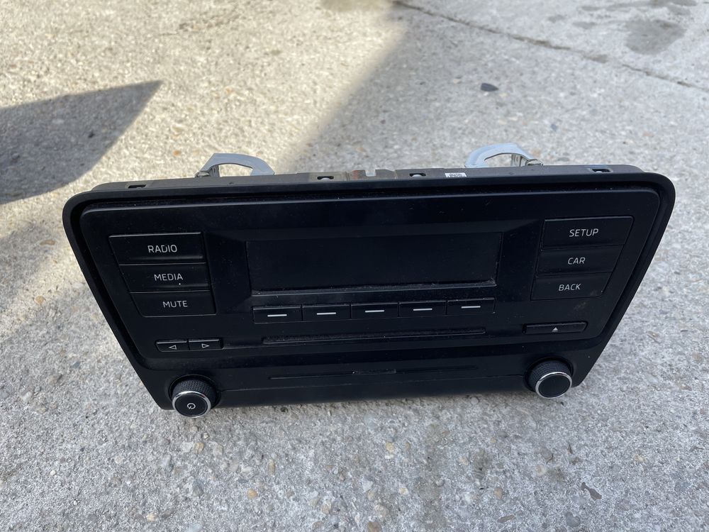 Cd player Skoda Octavia 3 MP3 5E0 035 887