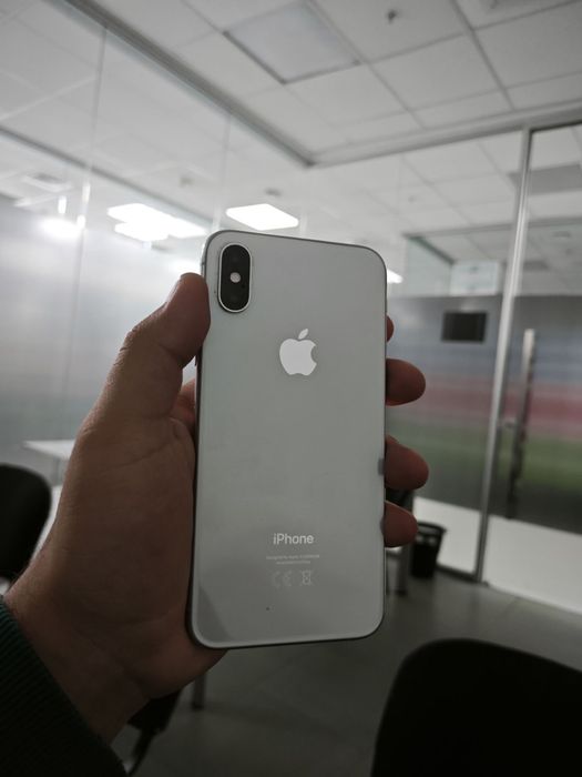 Продаю Iphone Xs