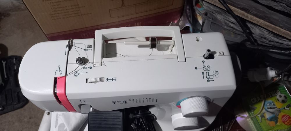 Продаётся швейная машина