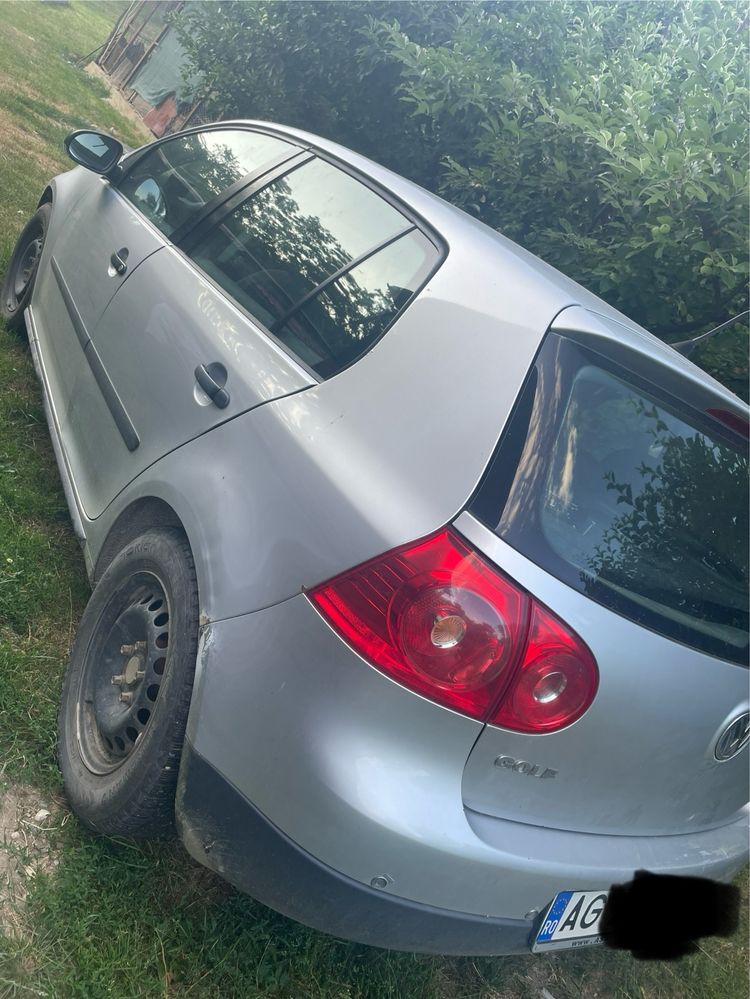 Golf 5 de vânzare