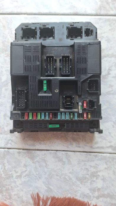 Продавам BSI модул за Peugeot 307