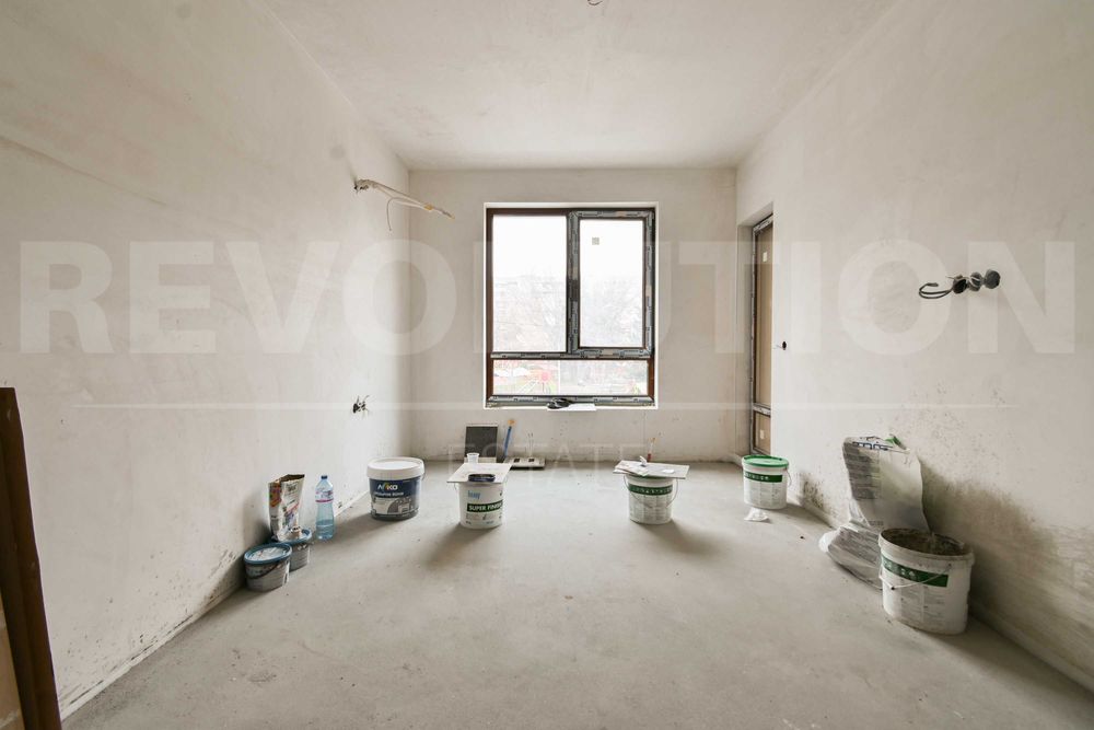 Продава се Тристаен апартамент в София, Надежда 2 - 95 кв.м за 2200 €/кв.м - Снимка #5