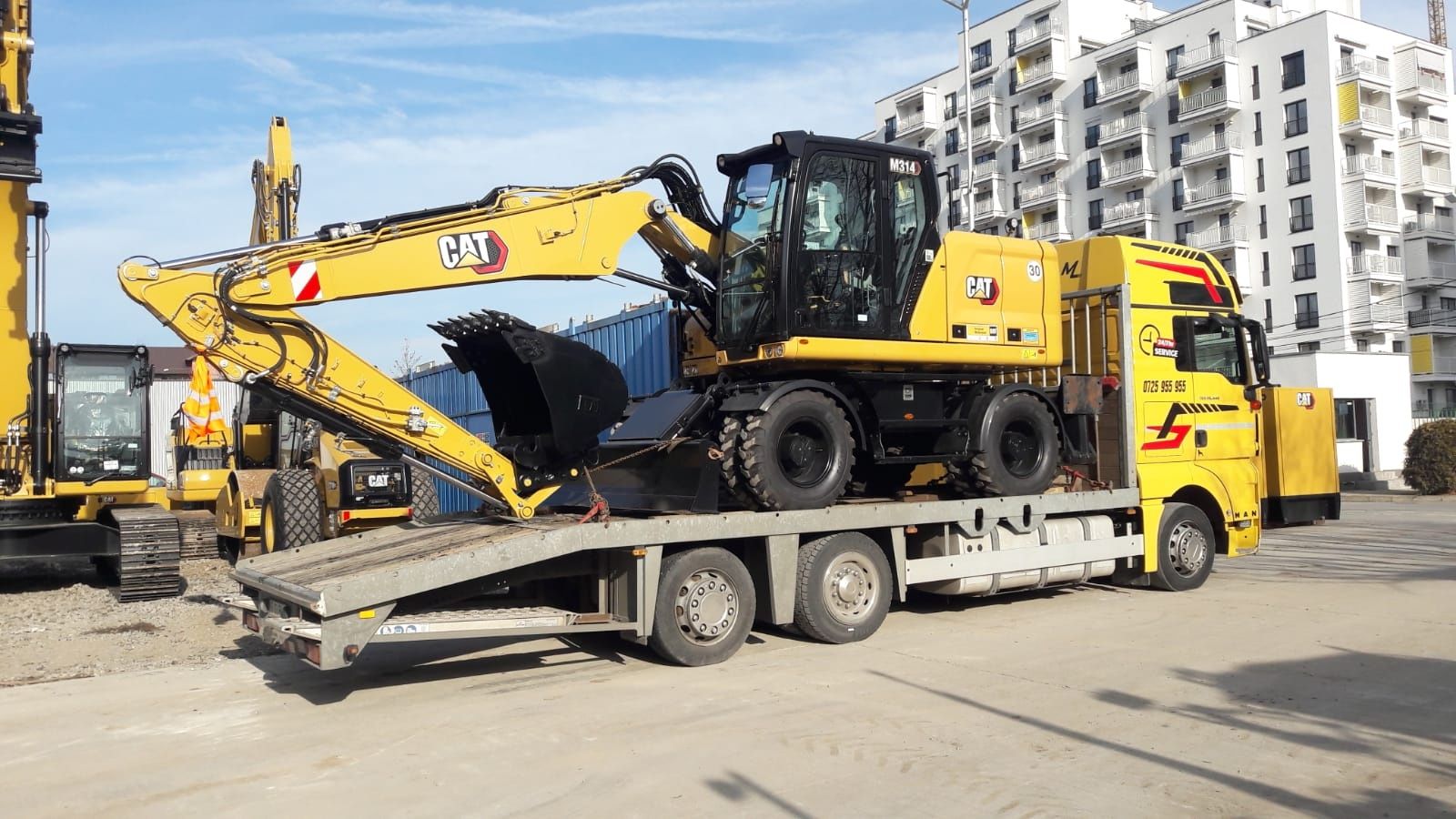 Inchiriez EXCAVATOR pe roti 16 tone