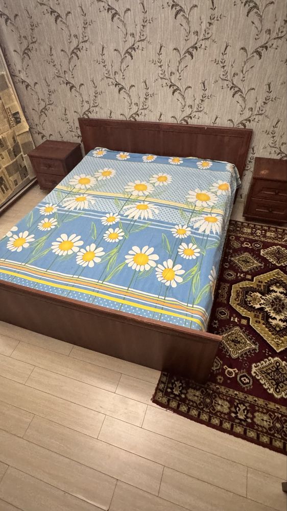 Продам двуспалтную кровать