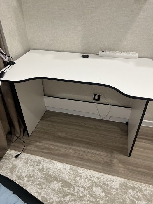 Компютерный стол