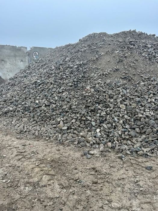 Beton concasat/drum/parcare/strada