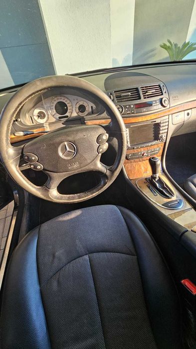 Mercedes E class w211 facelift