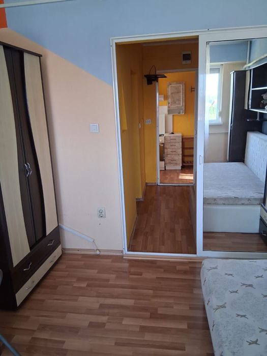 Proprietar vand garsoniera