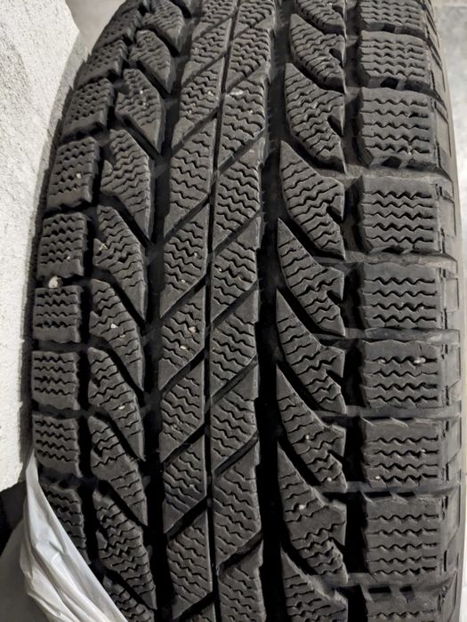 Зимни гуми 225/65/17 BFGoodrich
