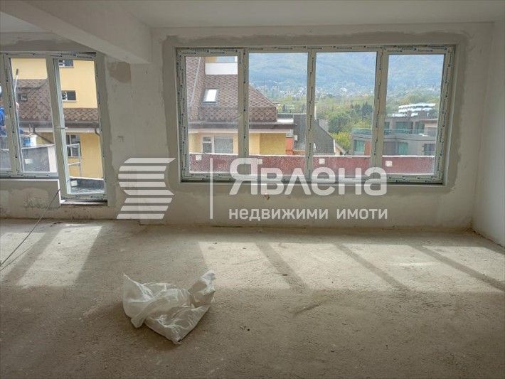 Продава се Тристаен апартамент в София, Манастирски ливади - 134 кв.м за 1896 €/кв.м - Снимка #1
