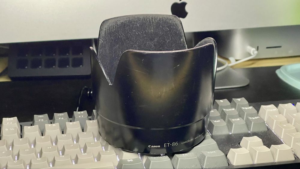 Parasolar original Canon ET-86, pt obiectiv 70-200mm F2.8 L IS USM mk1