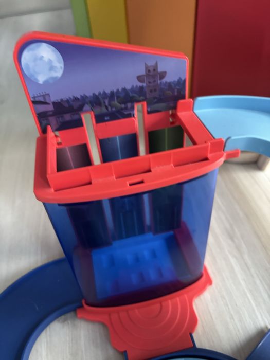 Set joaca Eroi in Pijama - Centrul de control