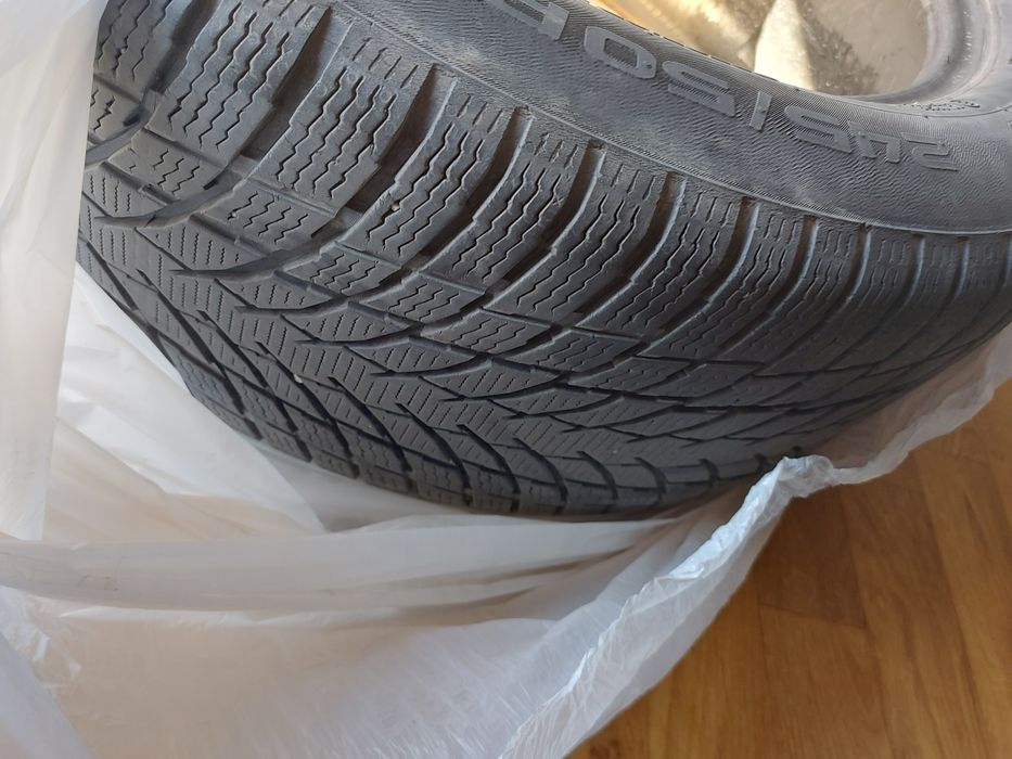 Vand 2 cauciucuri 245/50/18