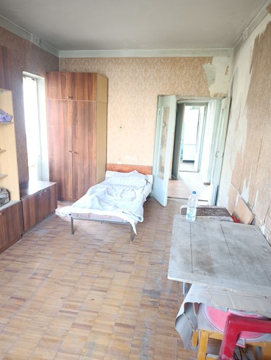 Квартира 2/4/5 Сергели2  собственник ( без ремонта)