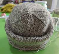 Детская вязаная шапочка из мохера осень-весна. Обхват головы 50-52 см.