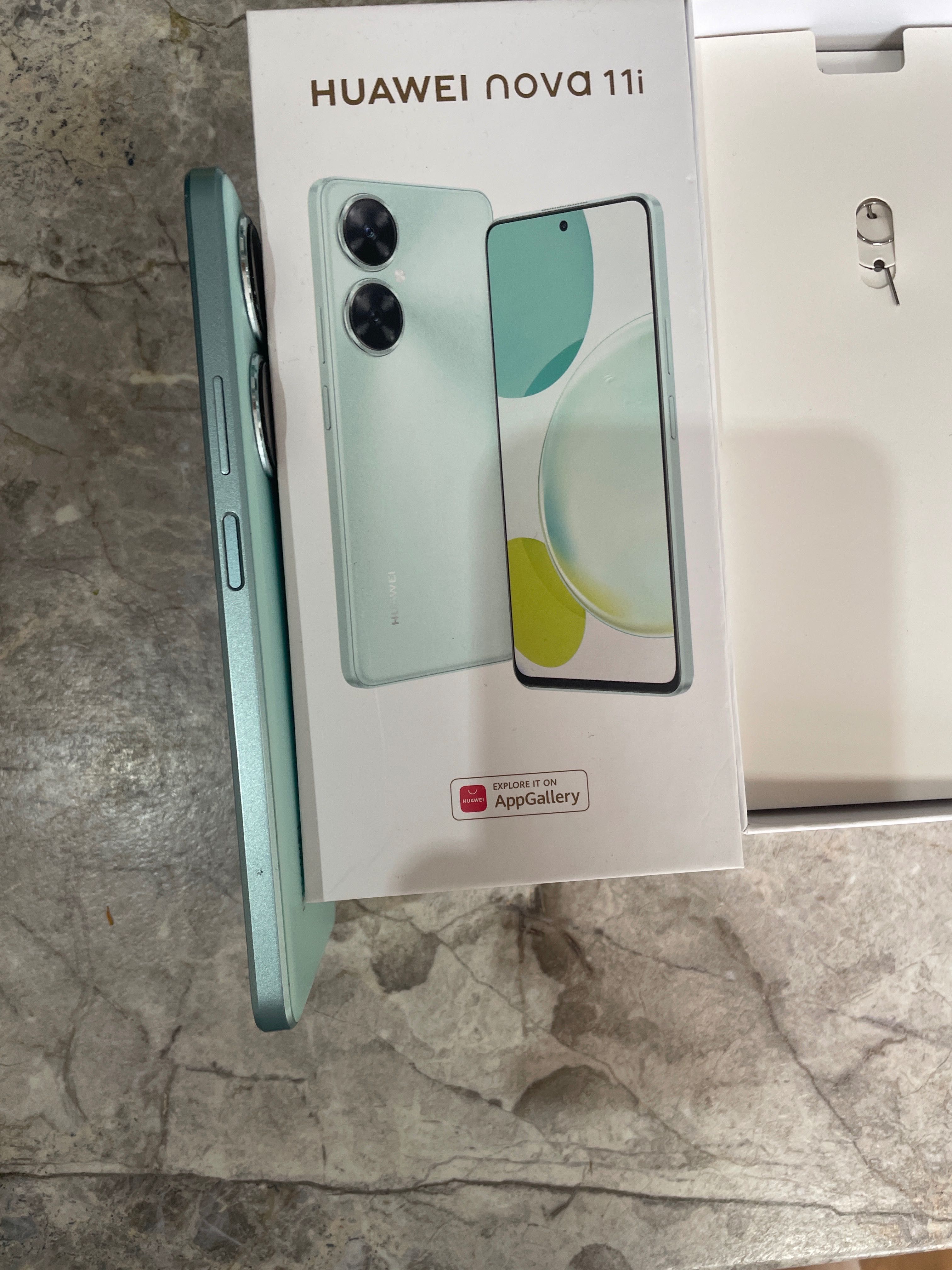 Спешно! Huawei nova 11i 128гб и 8 гб рам ЦЕНАТА Е ТВЪРДА БЕЗ КОМЕНТАР!