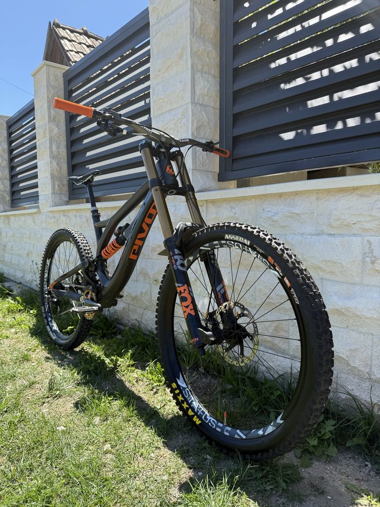 Bicicleta Pivot Phoenix