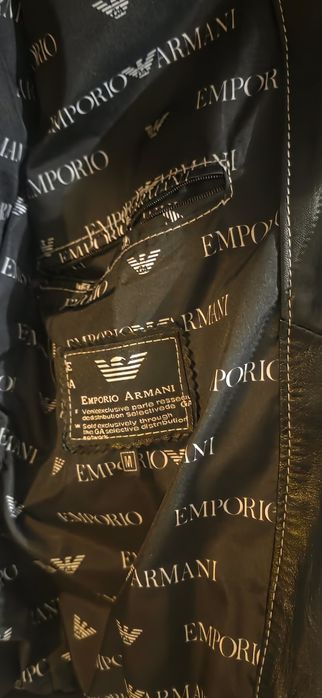 EMPORIO ARMANI-кожено яке.
