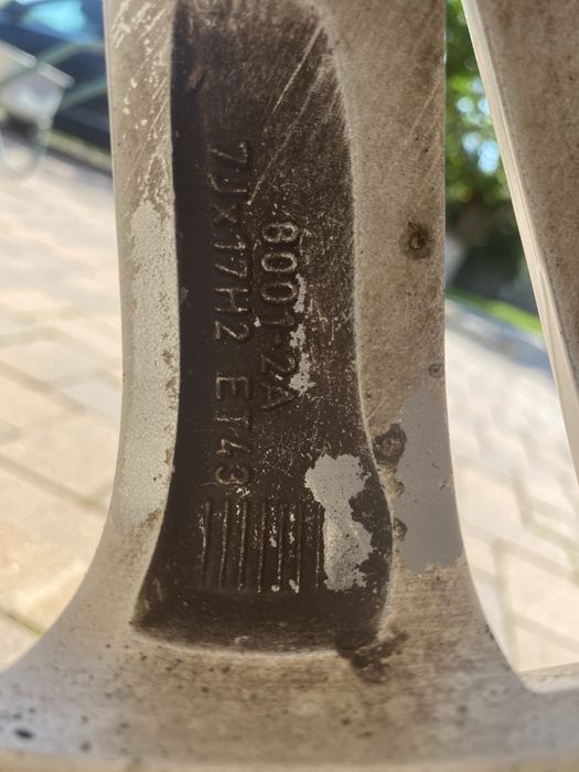 Vand 4 jante plus cauciucuri 205/45r17