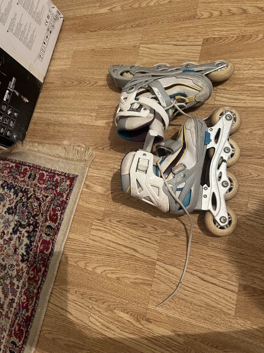 роликовые коньки