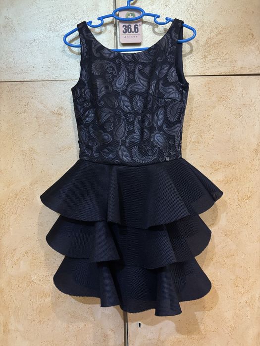 Прекрасна рокля на маката junona