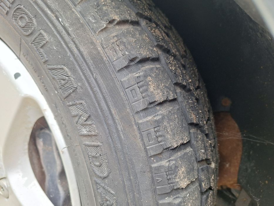 Jante din aliaj cu cauciucuri 236/65 R17 VOLKSWAGEN TOUAREG 2002 - 201