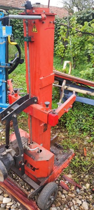 despicatoare crepatoare spargatoare lemne 10 30 tone