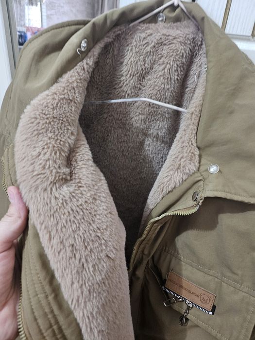 Зимняя очень теплая куртка за 6 000