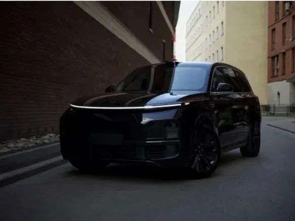 Продам Li 7 2024 Ultra. Идеал